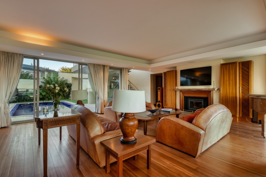 5 Bedroom Property for Sale in Erinvale Golf Estate Western Cape